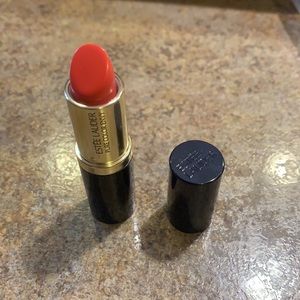 Brand new Estée Lauder Lipstick